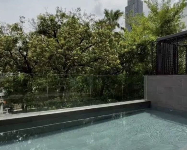 Luxury House in Thonglor 25 with Private pool