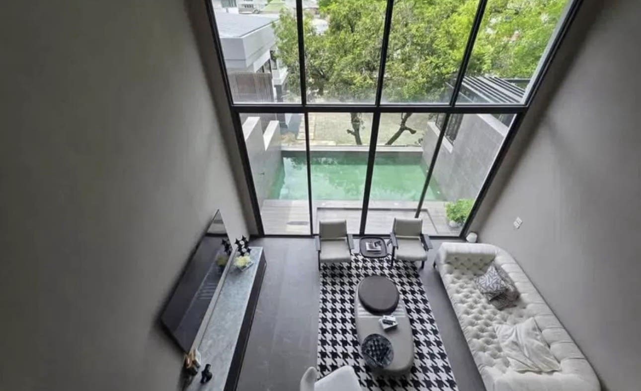 Luxury House in Thonglor 25 with Private pool