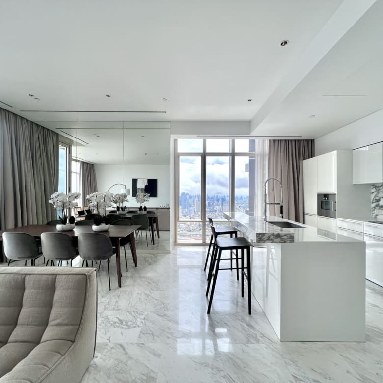 Four Seasons Private Residences