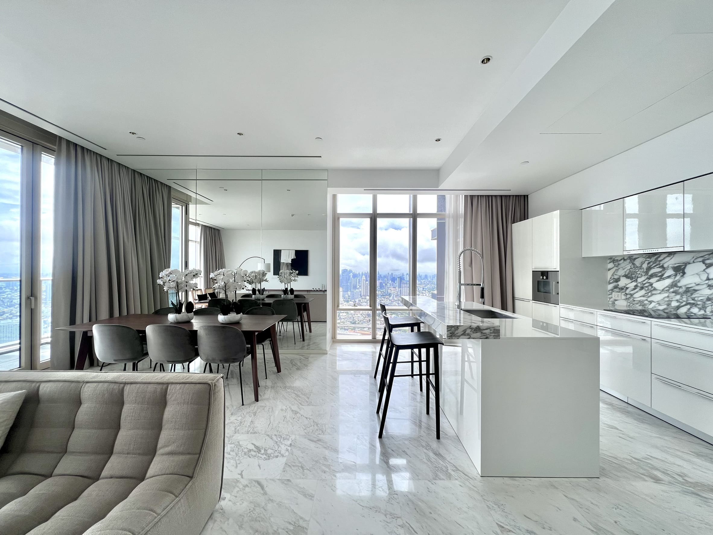 Four Seasons Private Residences