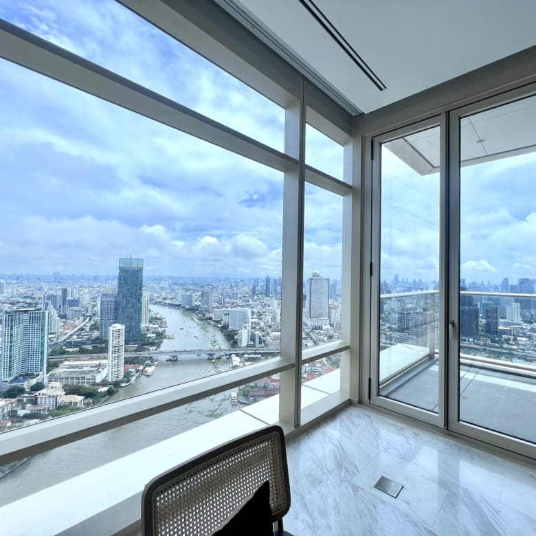 Four Seasons Private Residences