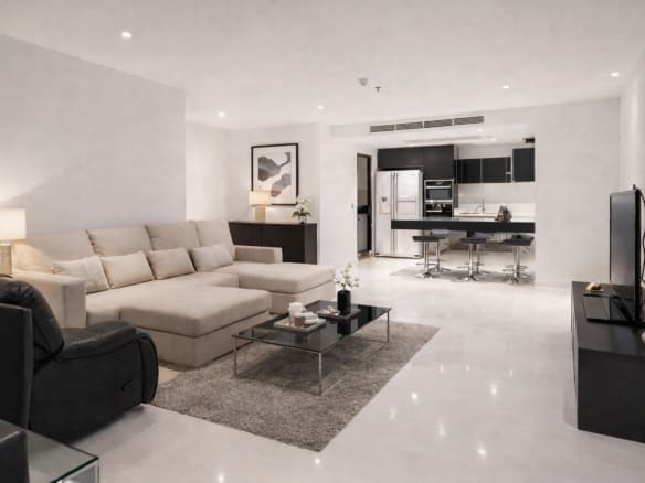 Eight Thonglor Residence