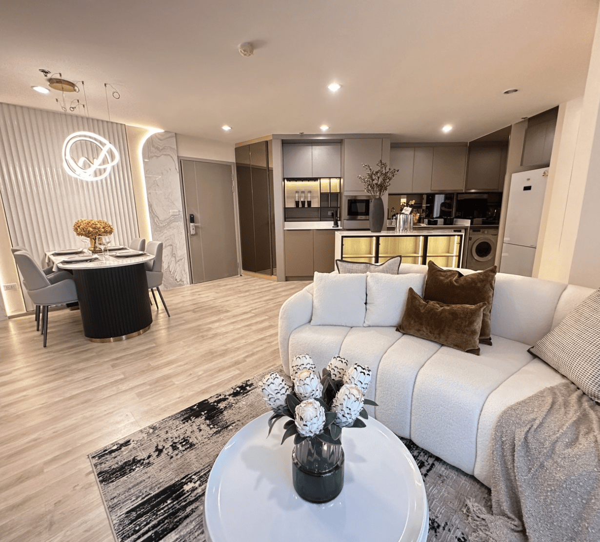 IDEO Mobi Sukhumvit Eastpoint