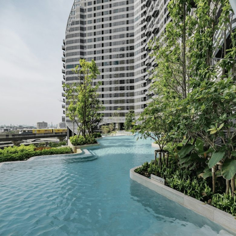 IDEO Mobi Sukhumvit Eastpoint