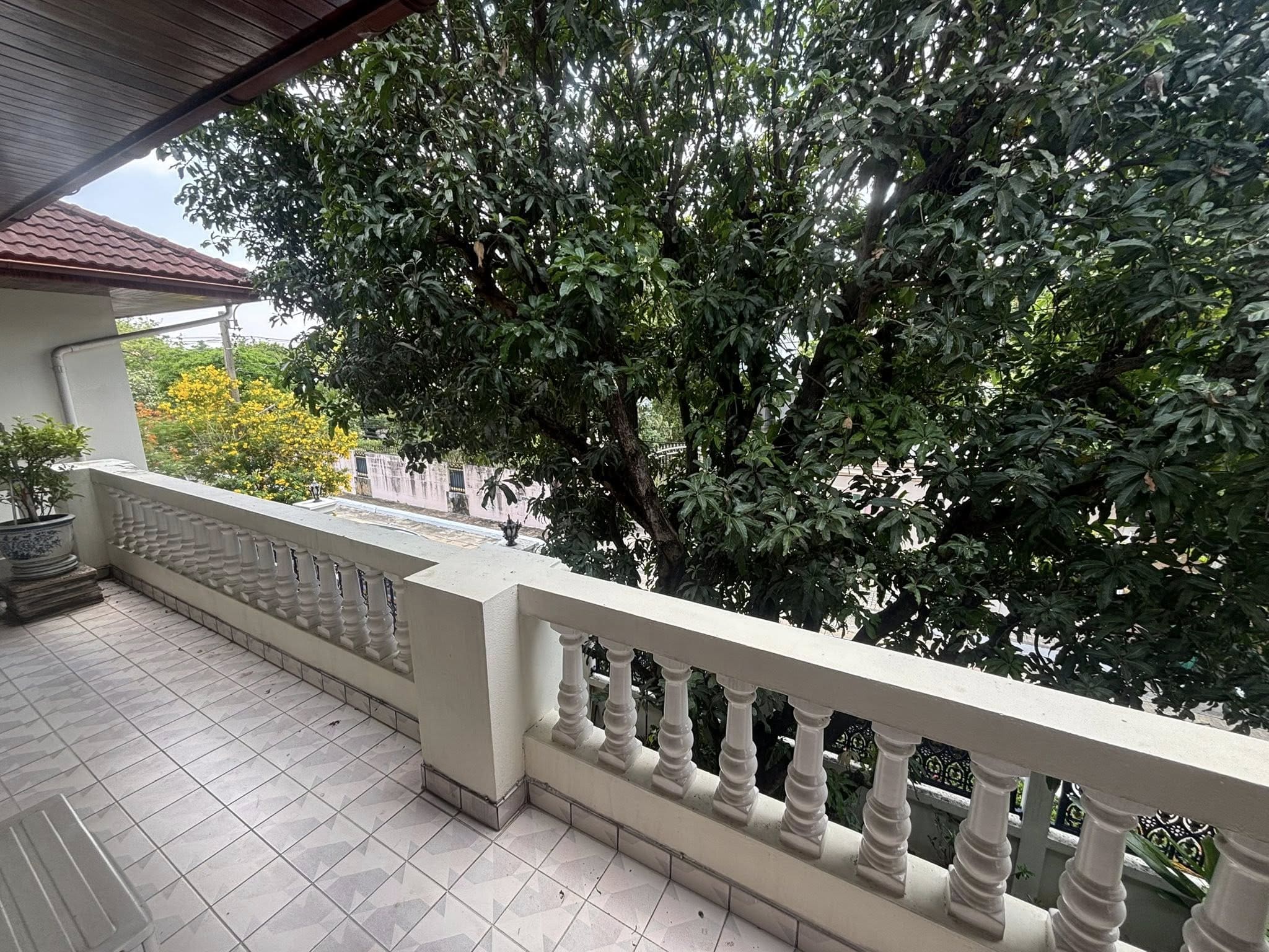Baan Phakamas