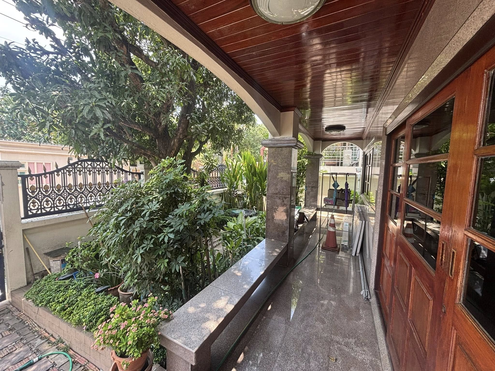 Baan Phakamas