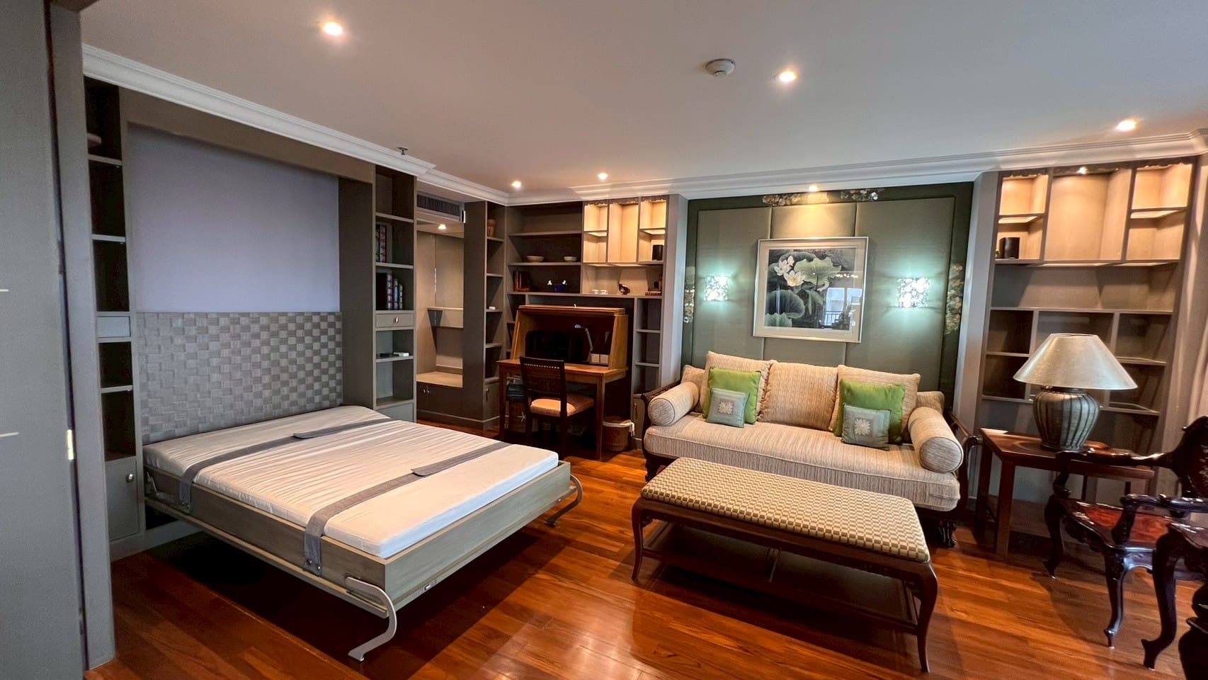 Sathorn Park Place