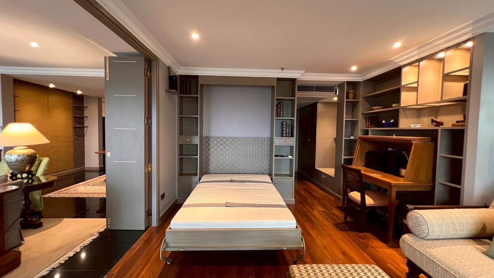 Sathorn Park Place