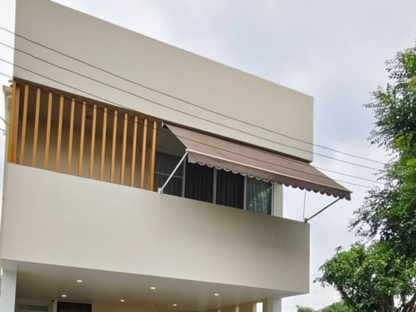 Courtyard Villa Rama 9-Wongwaen