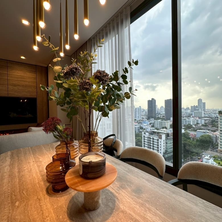 AESTIQ Thonglor