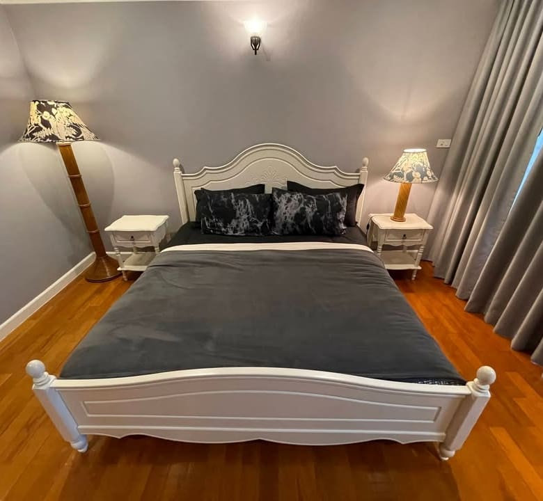 Supalai Place Sukhumvit 39