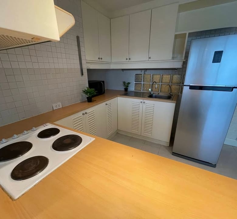 Supalai Place Sukhumvit 39