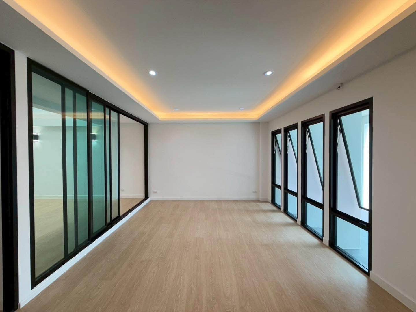 Single House Sukhumvit 101
