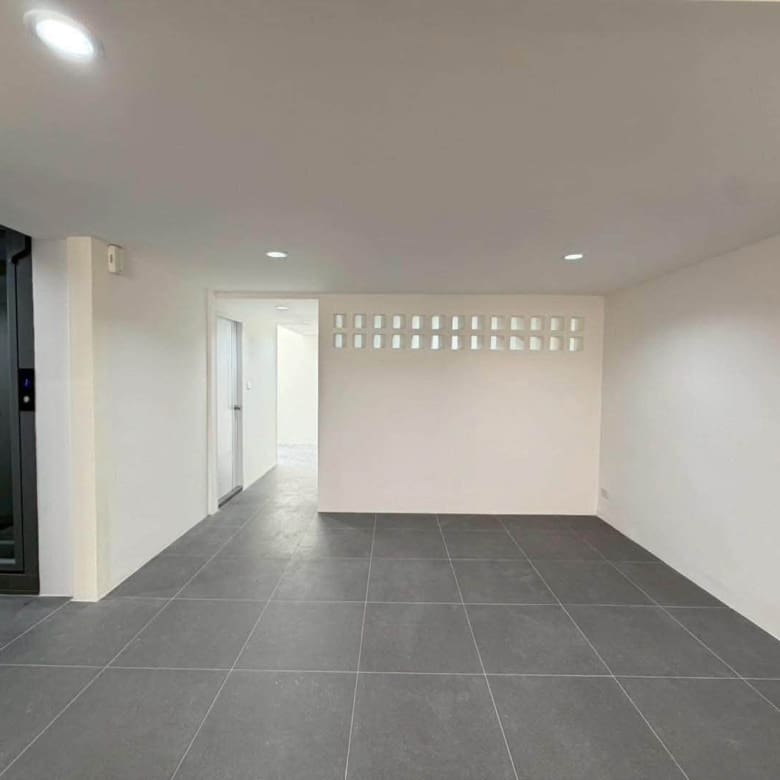 Single House Sukhumvit 101