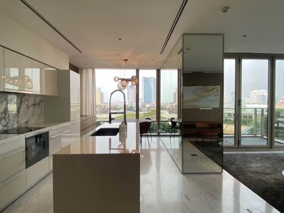 Four Seasons Private Residences