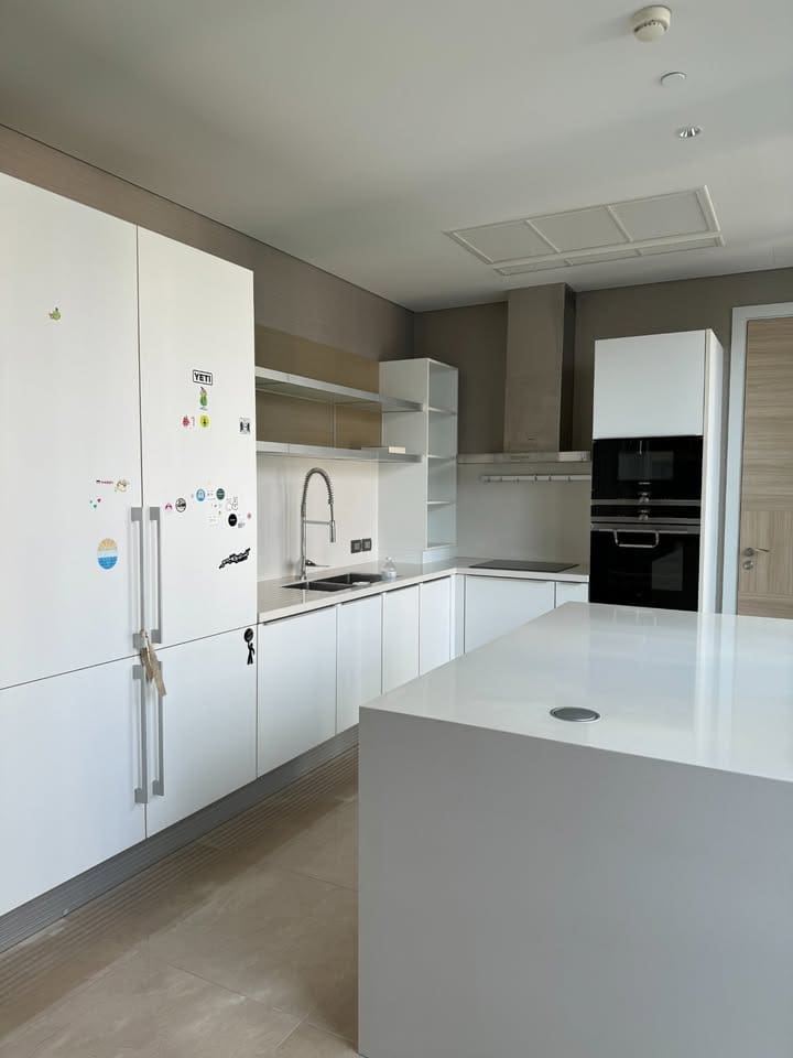 Sindhorn Residence