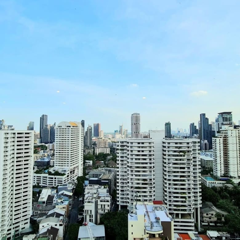 Piyathip Place