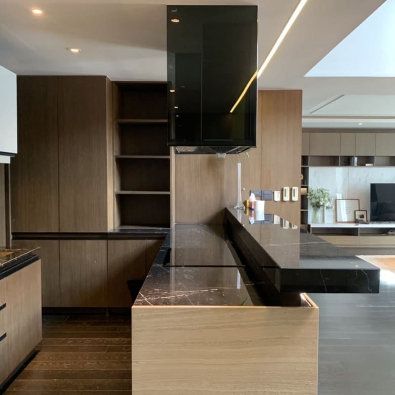 The Crest Sukhumvit 24