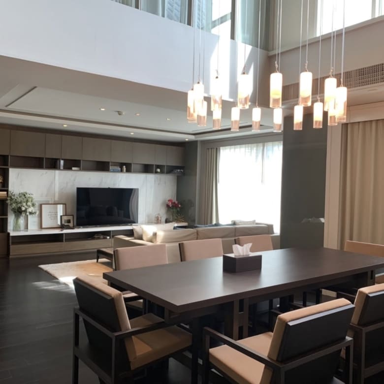 The Crest Sukhumvit 24