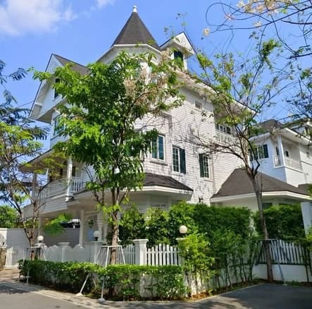 Fantasia Villa 4