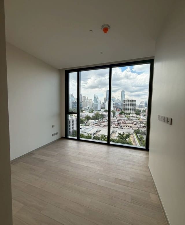 EI8HTEEN SEVEN – One Bangkok