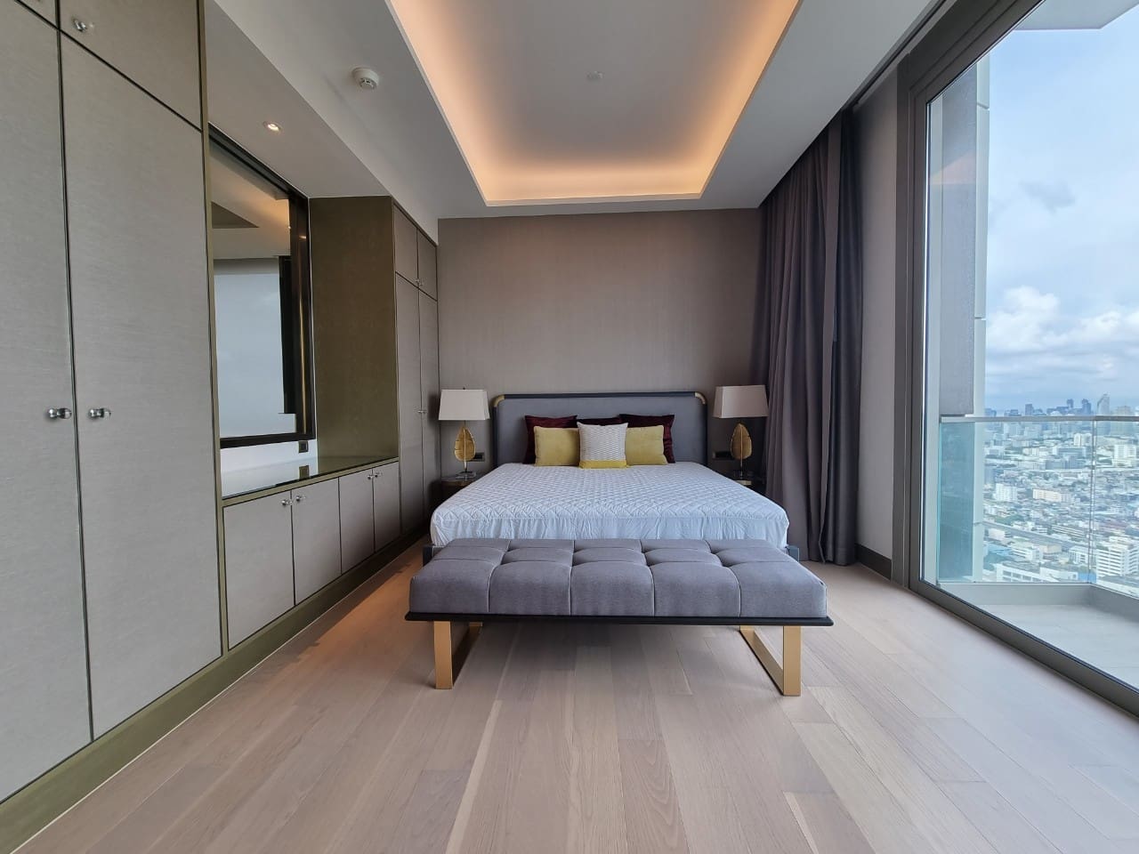 The Residences At Mandarin Oriental