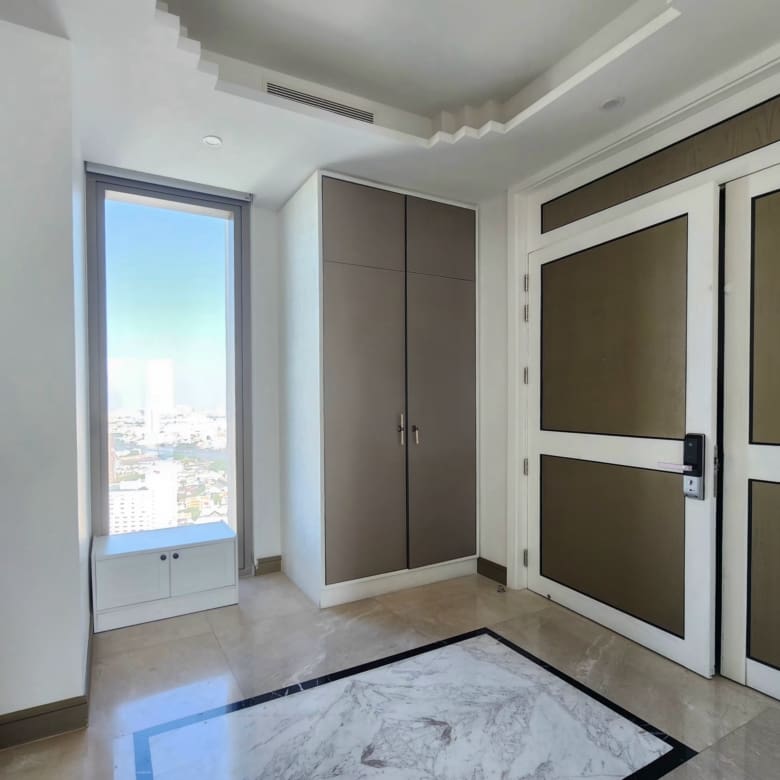 The Residences At Mandarin Oriental