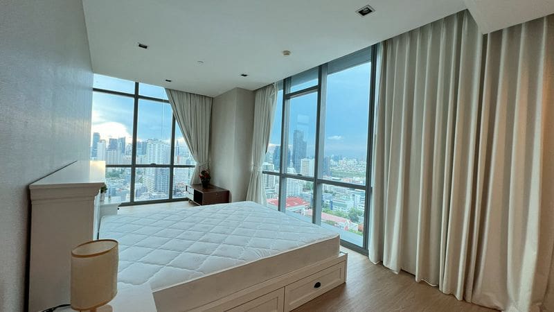 The Room Sukhumvit 21