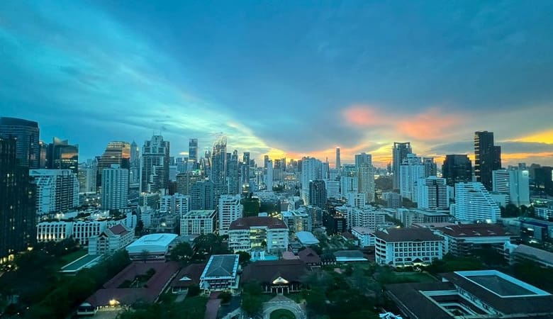 The Room Sukhumvit 21