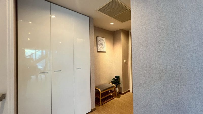 The Room Sukhumvit 21