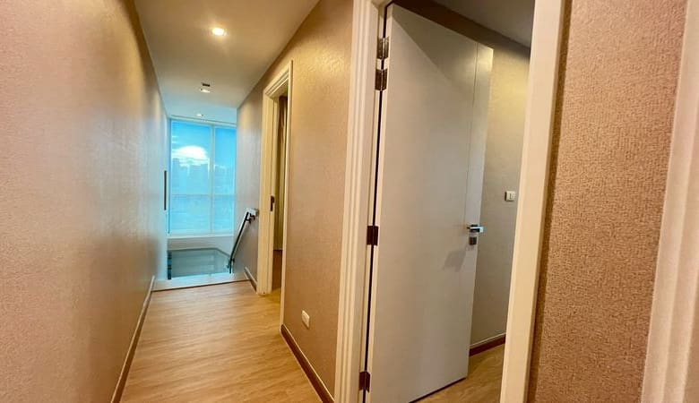 The Room Sukhumvit 21