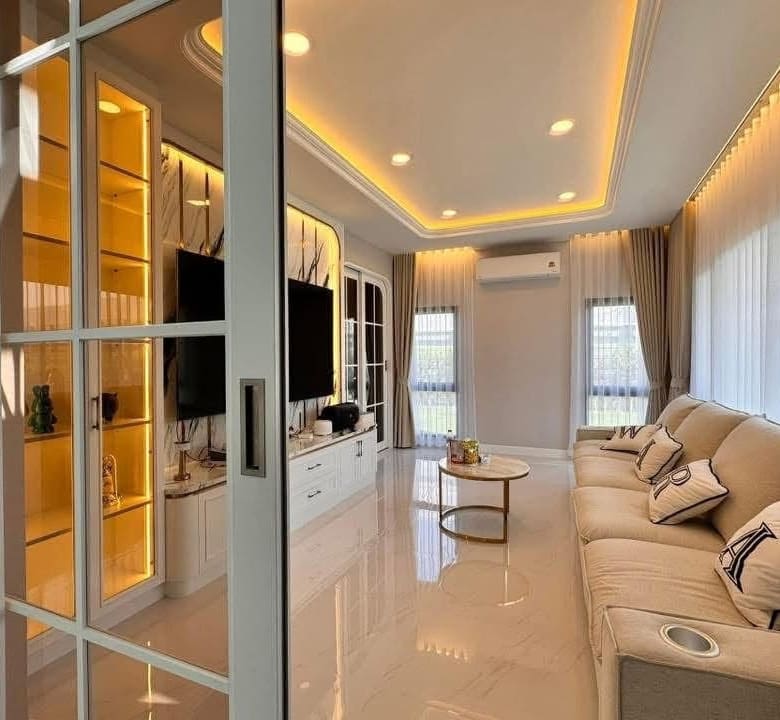 The City Sathorn-Suksawat