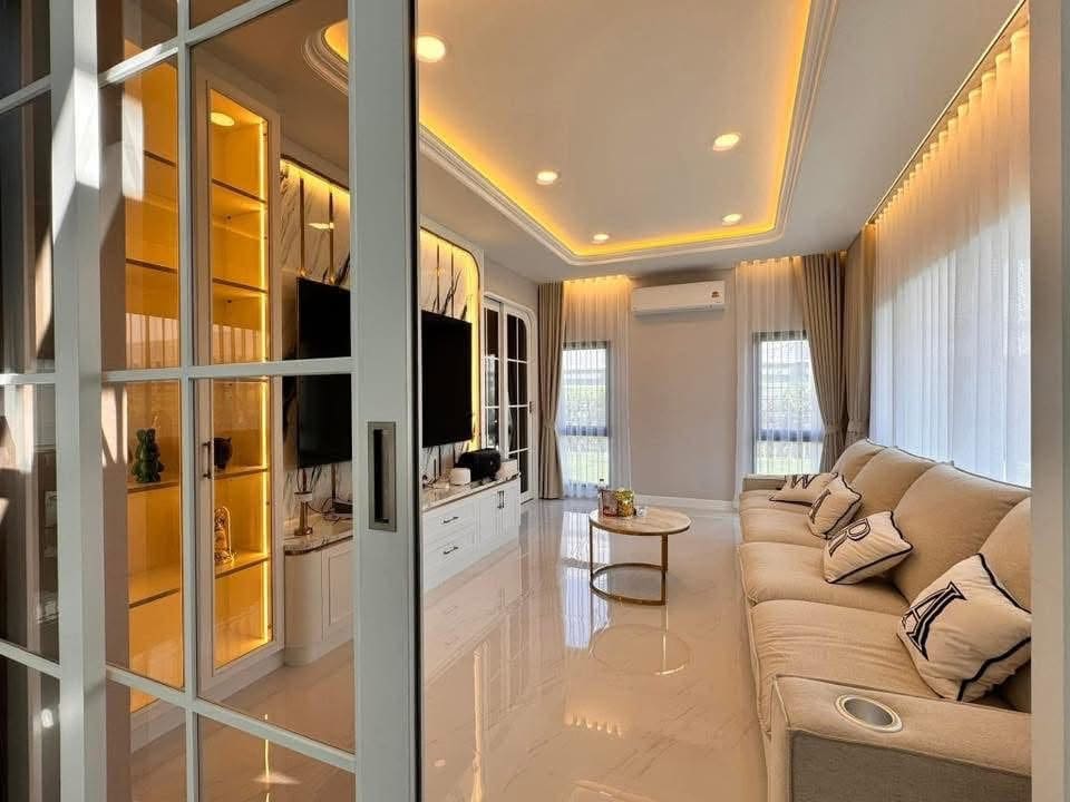 The City Sathorn-Suksawat