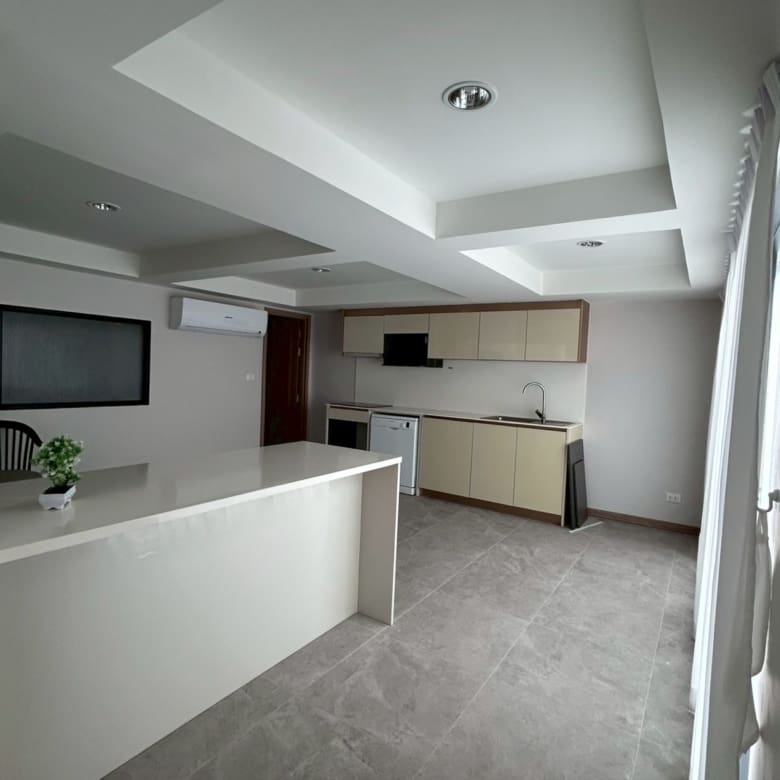 Sathorn 111