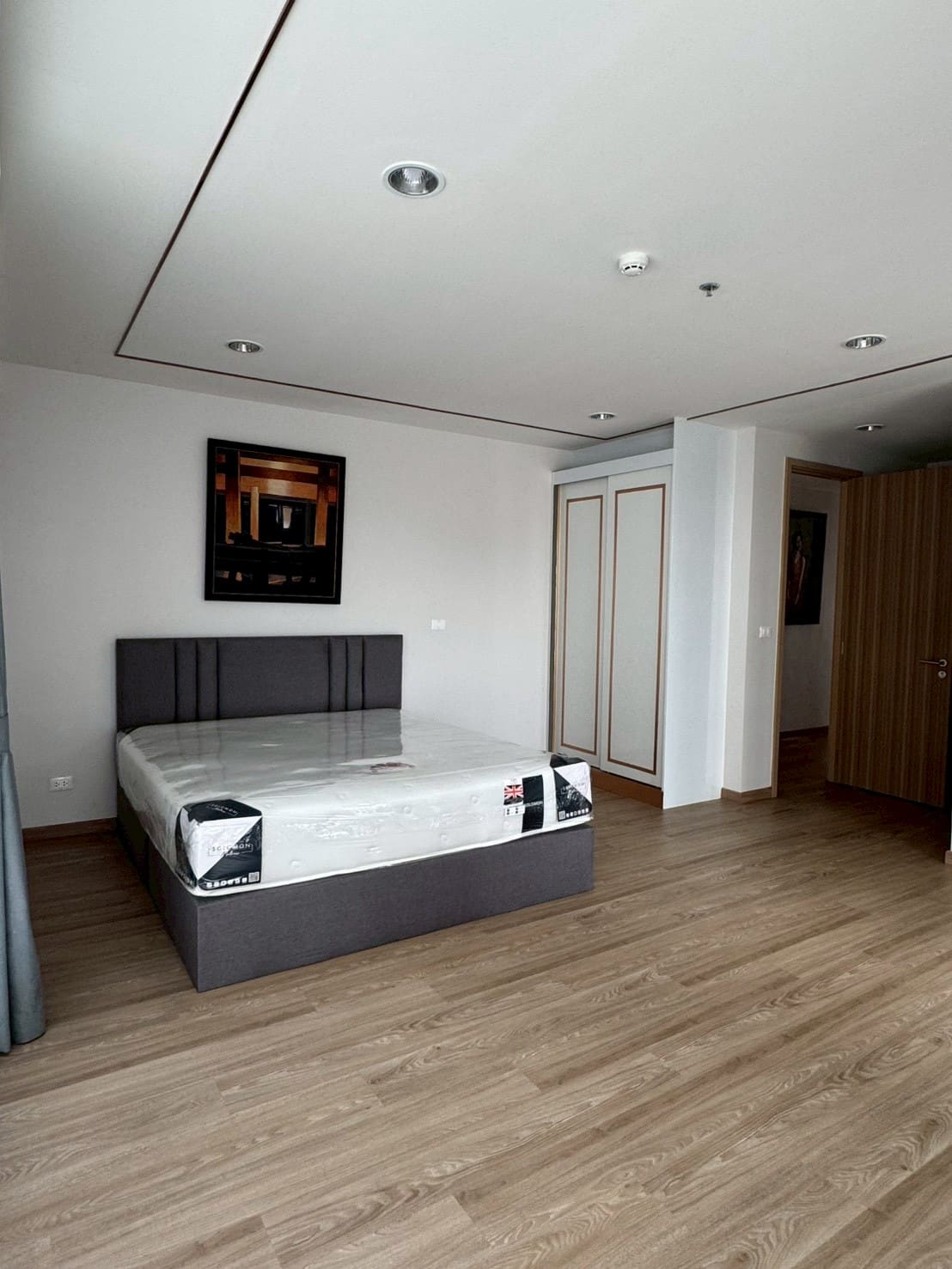 Sathorn 111