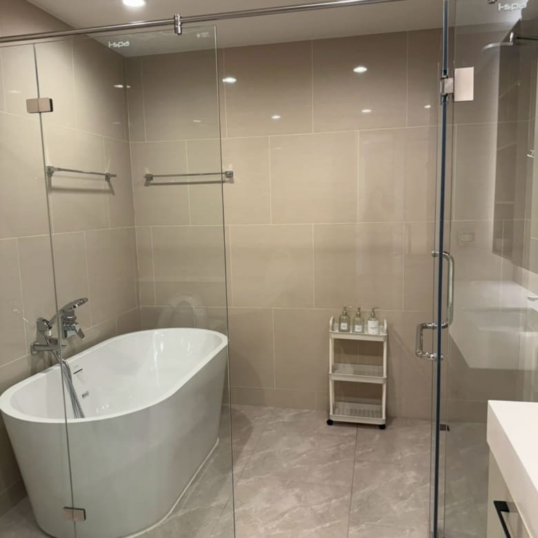Sathorn 111