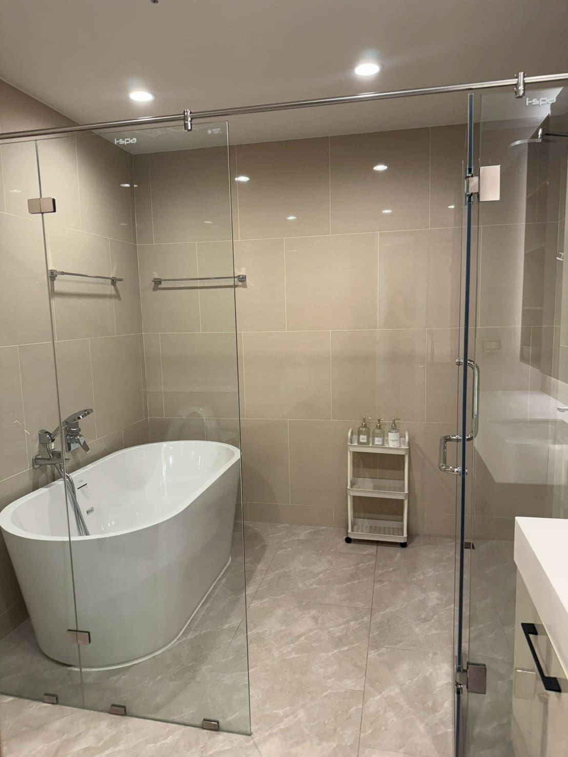 Sathorn 111