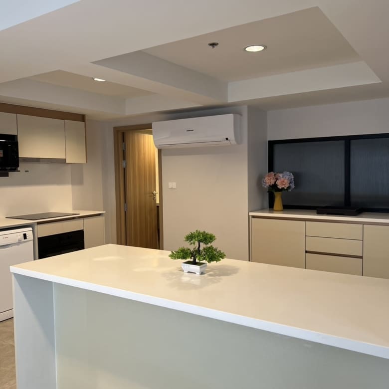 Sathorn 111