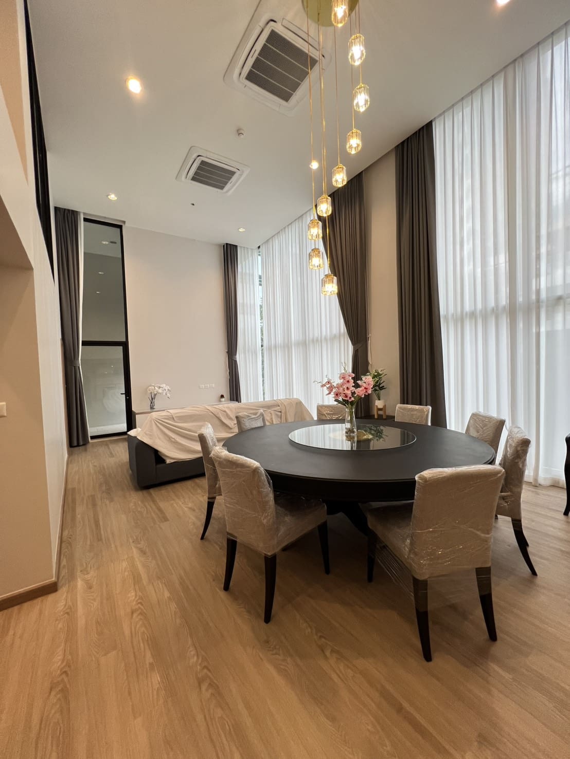 Sathorn 111