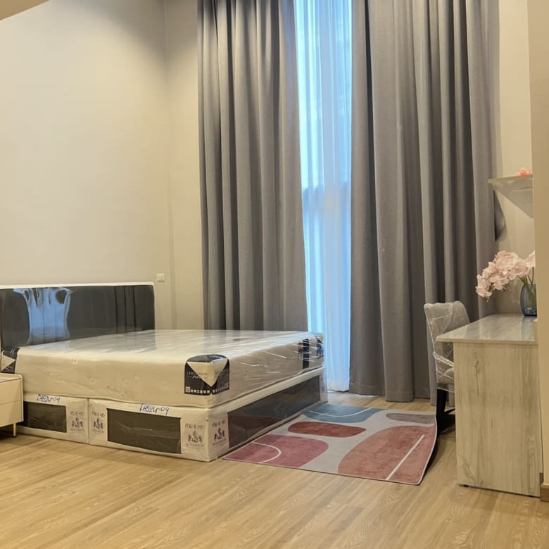 Sathorn 111