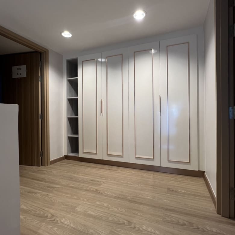 Sathorn 111