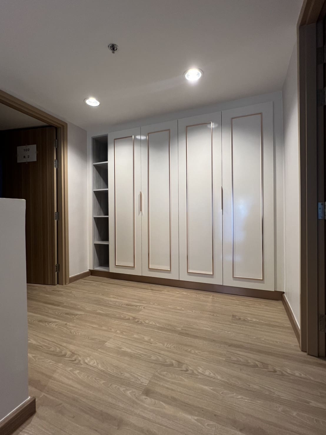 Sathorn 111