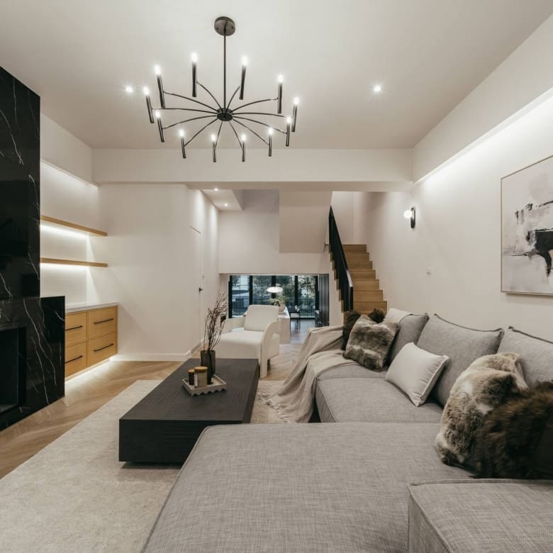 Regent 71 Place
