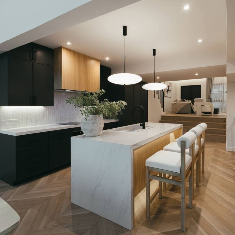 Regent 71 Place