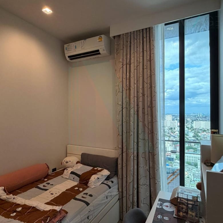 The Crest Park Residences