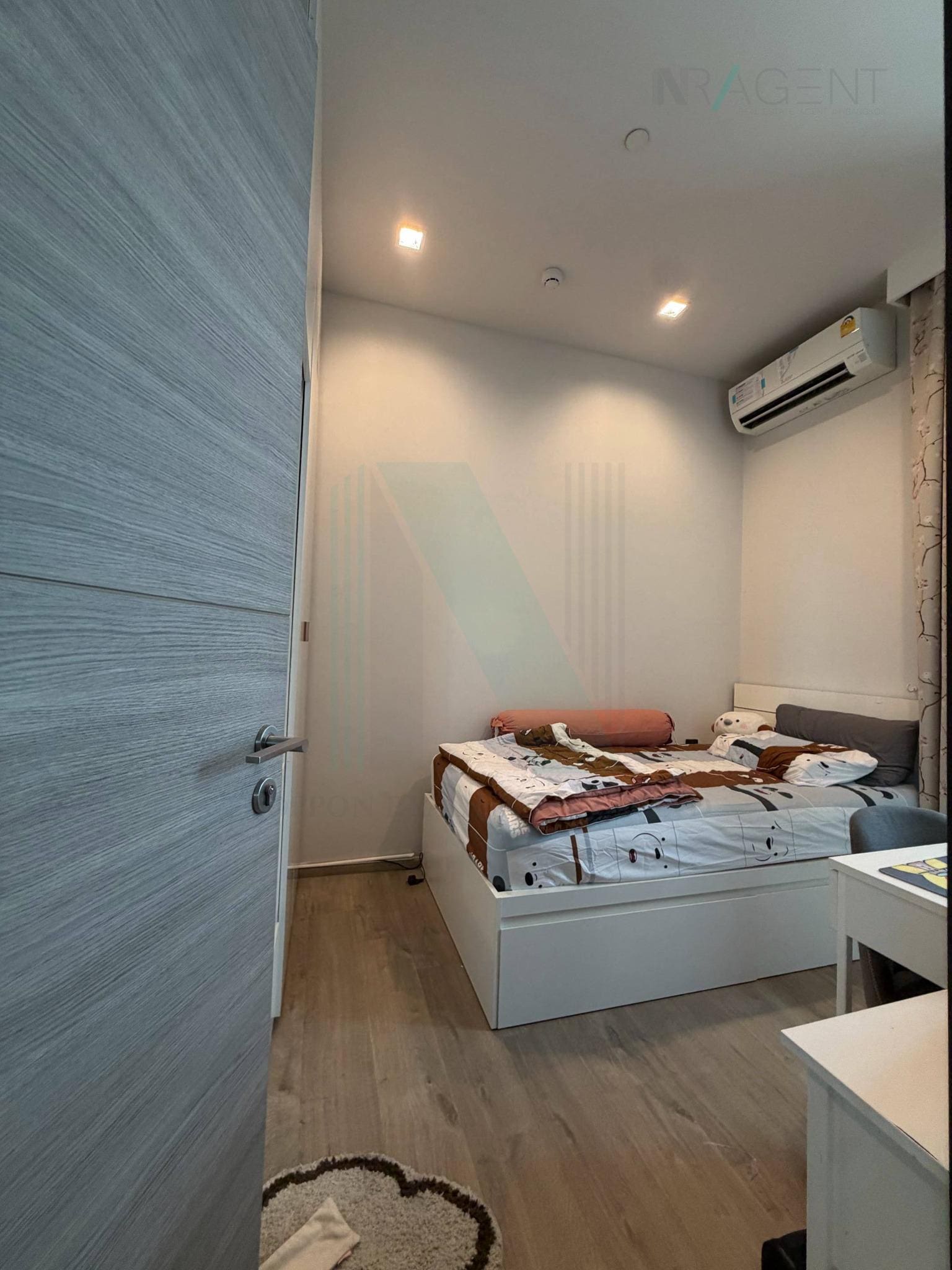 The Crest Park Residences