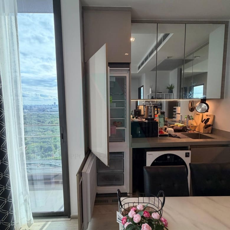 The Crest Park Residences