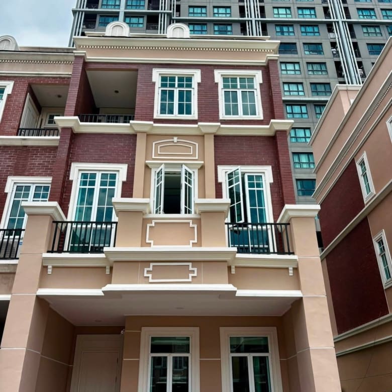 Garden Square Sukhumvit 77