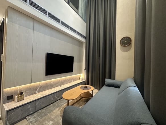 The Crest Park Residences
