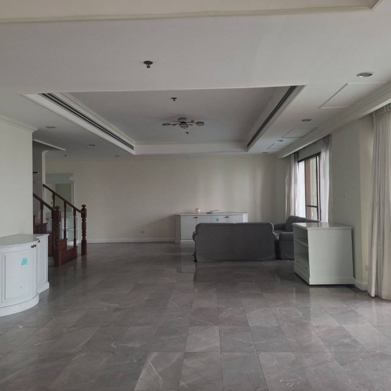 Le Raffine Sukhumvit 24